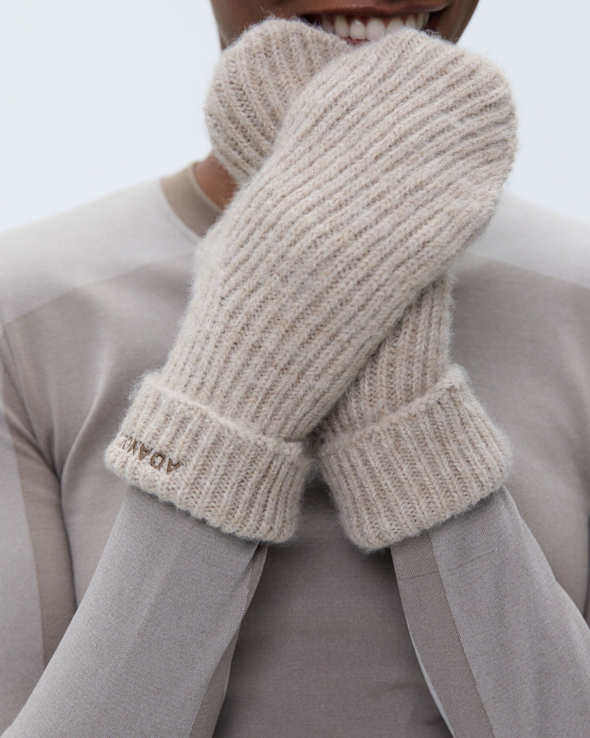 Knit Mittens - Sand