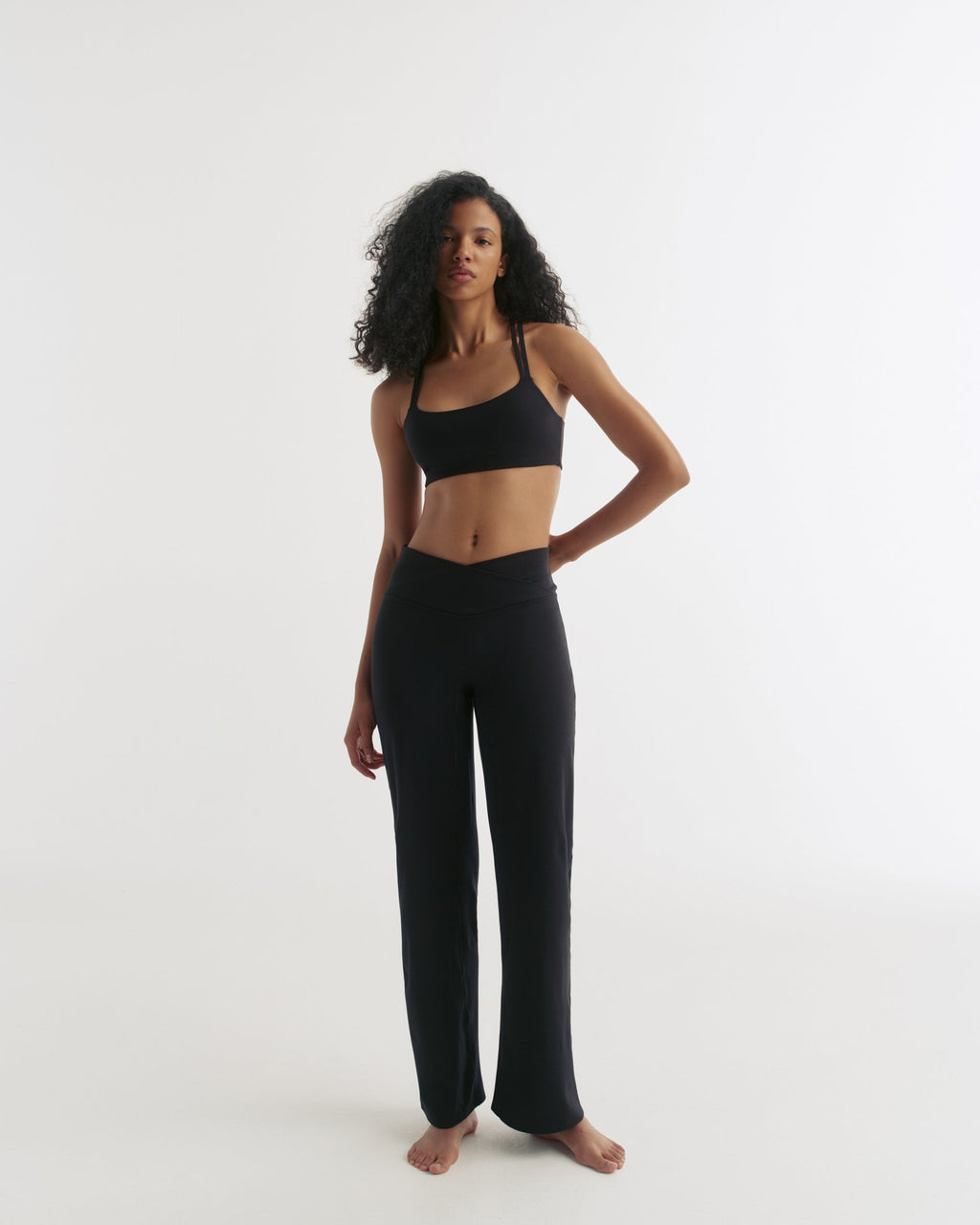Ultimate Cross Back Bra - Black